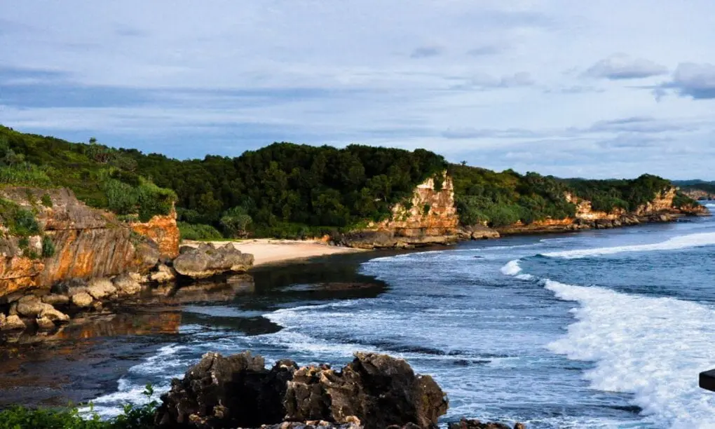 Pantai Kukup