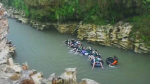 body rafting wisata sungai oyo