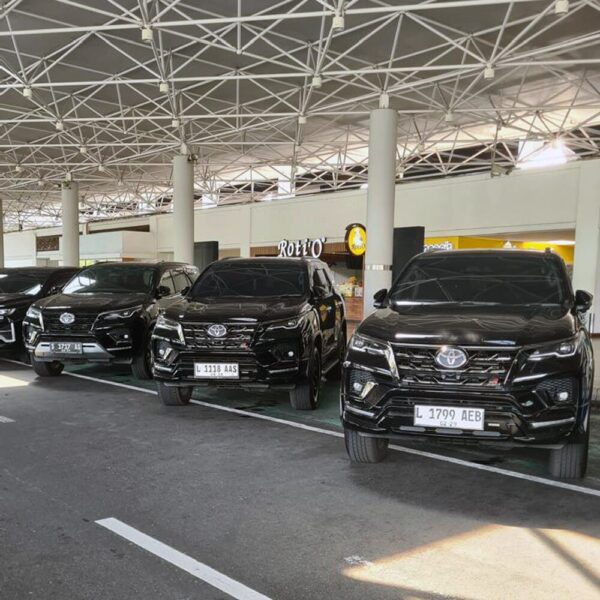 Sewa Fortuner Surabaya Harian - Gambar 3